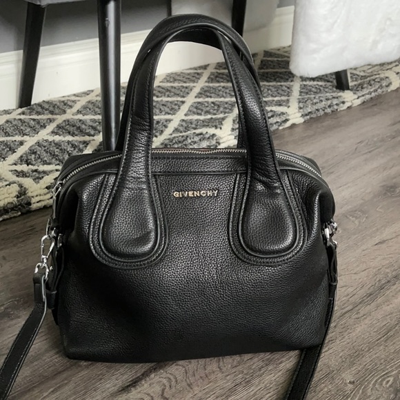Givenchy Handbags - Givenchy purse